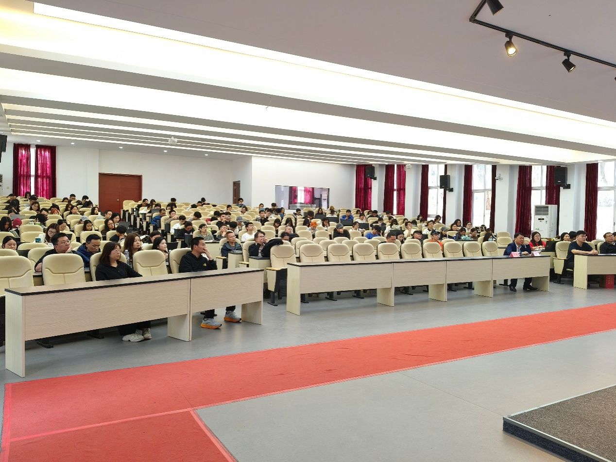 建筑的摆设布局AI 生成的内容可能不正确。